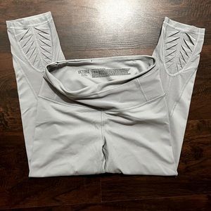Victoria Secret Knockout by Victoria Sport Capri Size small grey